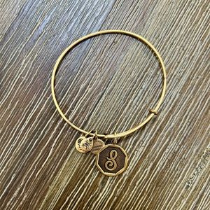 Alex and Ani bangle bracelet with letter S charm
